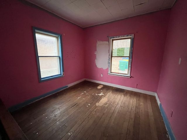 1301 E Jackson Street, Joliet, IL 60432