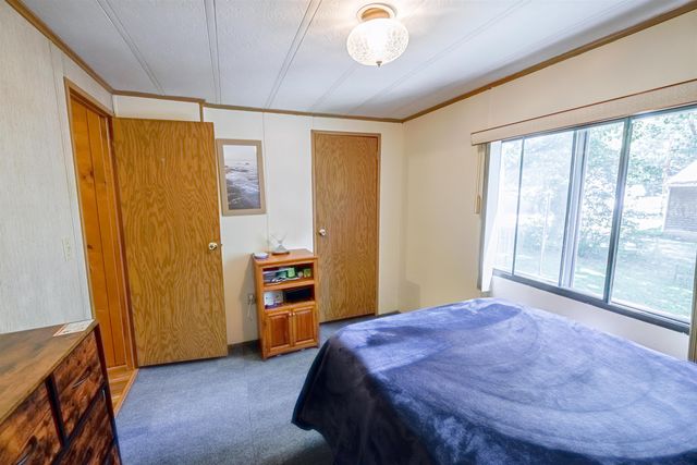 20 Riverside Drive, Fremont, NH 03044