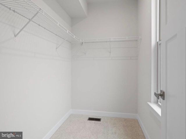 24230 ULLAPOOL TER, Sterling, VA 20166