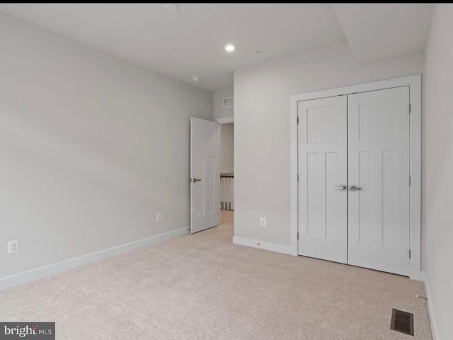 24230 ULLAPOOL TER, Sterling, VA 20166