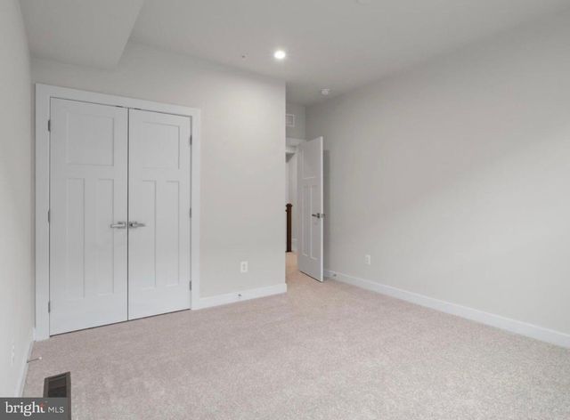 24230 ULLAPOOL TER, Sterling, VA 20166