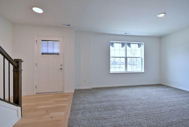 2922 Reflection Drive, Naperville, IL 60564