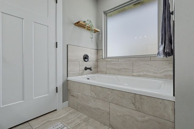 4223 Tuscany Circle, Ozark, MO 65721