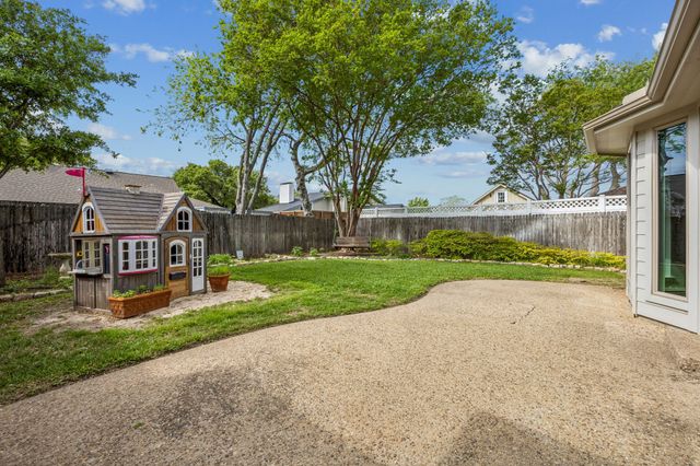 2702 Quail Ridge Drive, Carrollton, TX 75006