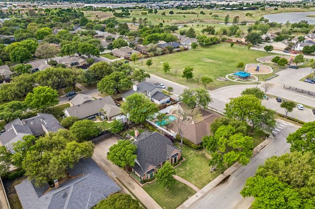 2702 Quail Ridge Drive, Carrollton, TX 75006