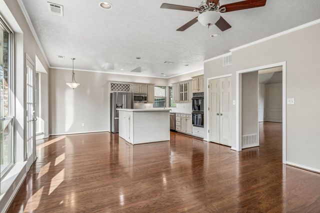 2702 Quail Ridge Drive, Carrollton, TX 75006