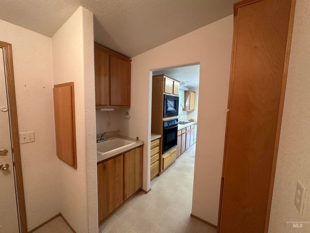 3610 15th Street 32, Lewiston, ID 83501