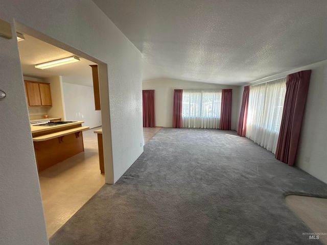 3610 15th Street 32, Lewiston, ID 83501