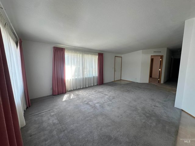 3610 15th Street 32, Lewiston, ID 83501