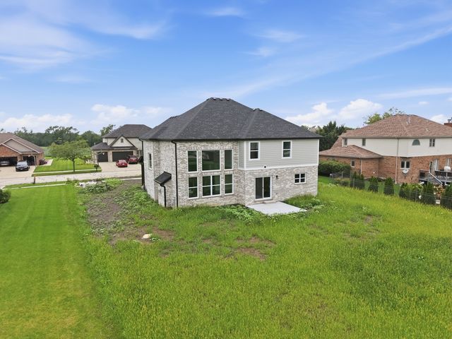 23039 Lakeview Estates Boulevard, Frankfort, IL 60423
