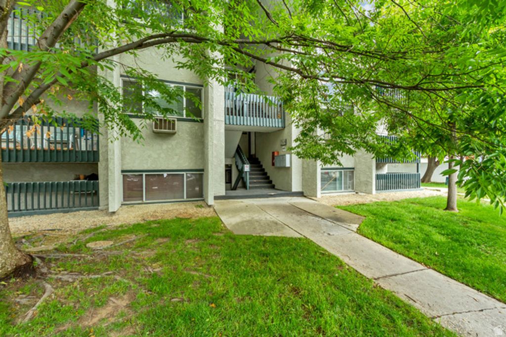 Image 2 of property listing at 269 E HILL AVE #5, Millcreek, UT 84107