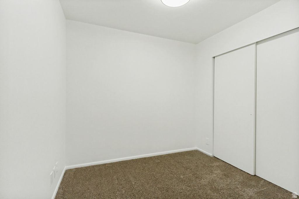 Image 18 of property listing at 269 E HILL AVE #5, Millcreek, UT 84107