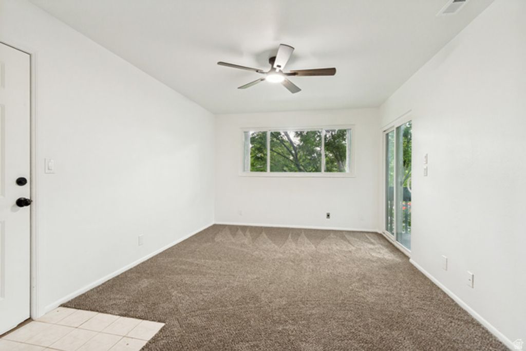 Image 4 of property listing at 269 E HILL AVE #5, Millcreek, UT 84107