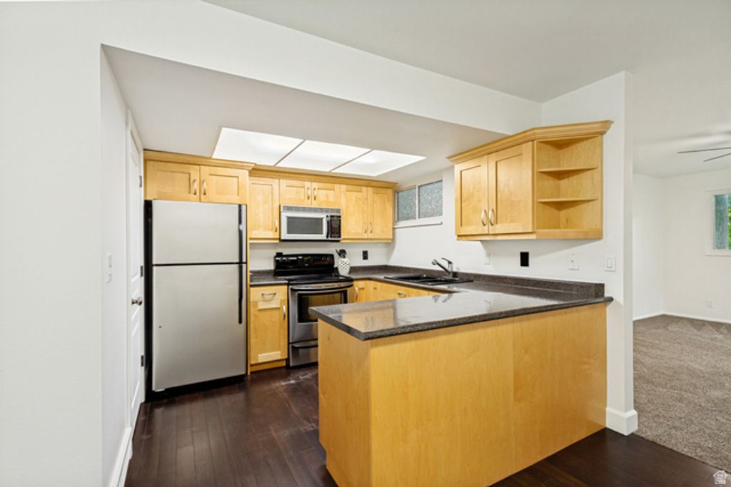 Image 8 of property listing at 269 E HILL AVE #5, Millcreek, UT 84107