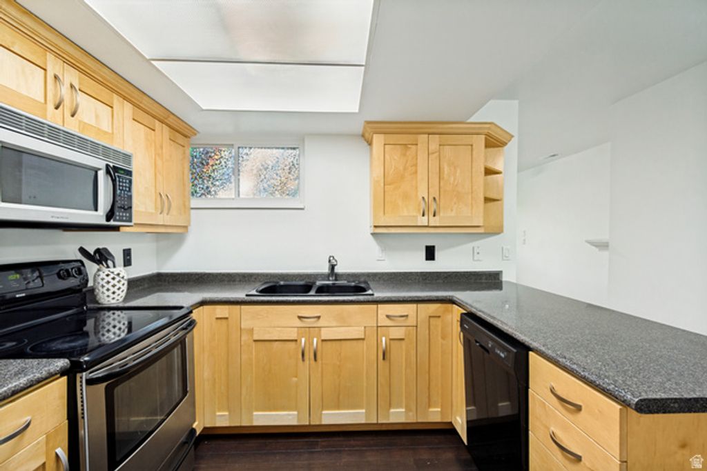 Image 9 of property listing at 269 E HILL AVE #5, Millcreek, UT 84107
