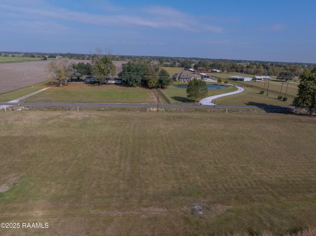 529 Gazette Road - Tract 4, Scott, LA 70583