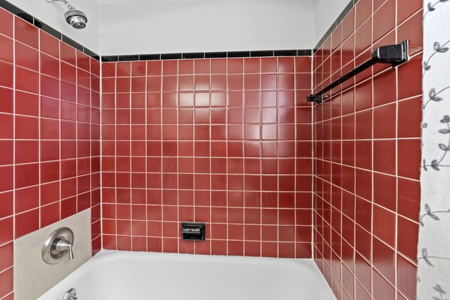 7210 Buckingham ave Avenue, Allen Park, MI 48101