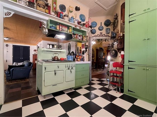 114 Park Avenue, Lake Charles, LA 70601