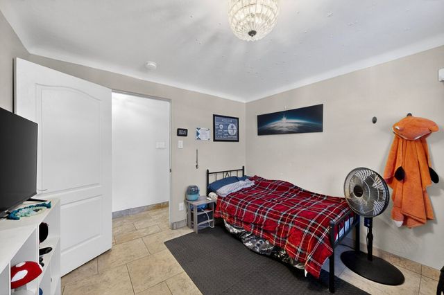 534 Muscatel Avenue NE, Albuquerque, NM 87107
