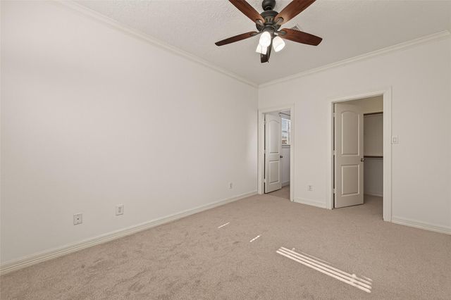 1002 W 22nd Street, Houston, TX 77008