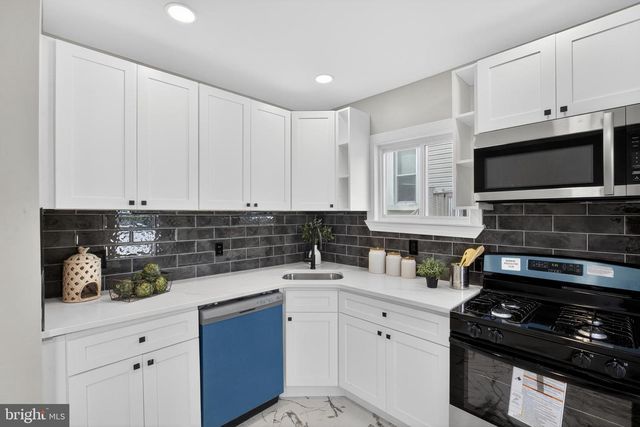 4059 ELLENDALE RD, Drexel Hill, PA 19026