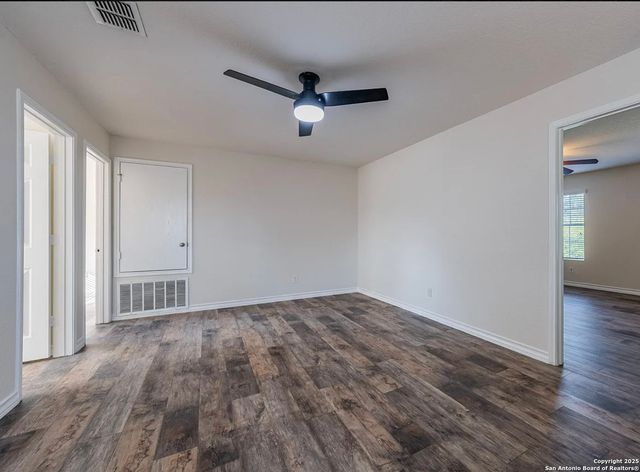 8314 Deer Creek Run, San Antonio, TX 78254