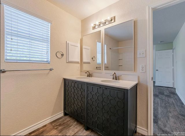8314 Deer Creek Run, San Antonio, TX 78254