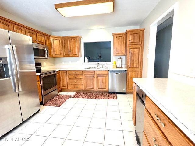 7512 Saint Baron Way, Powell, TN 37849
