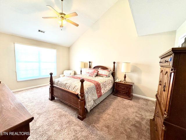 7512 Saint Baron Way, Powell, TN 37849