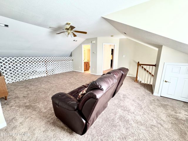 7512 Saint Baron Way, Powell, TN 37849