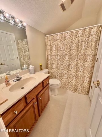 7512 Saint Baron Way, Powell, TN 37849