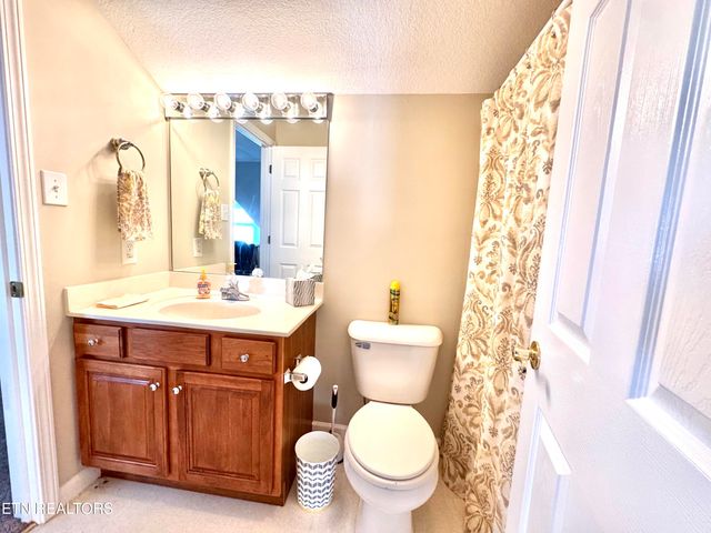 7512 Saint Baron Way, Powell, TN 37849