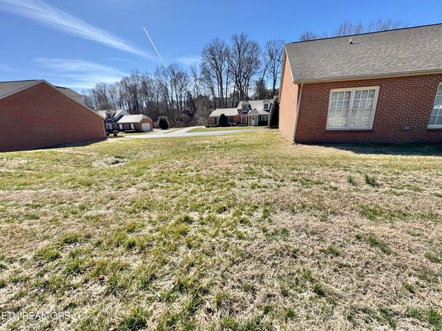 7512 Saint Baron Way, Powell, TN 37849