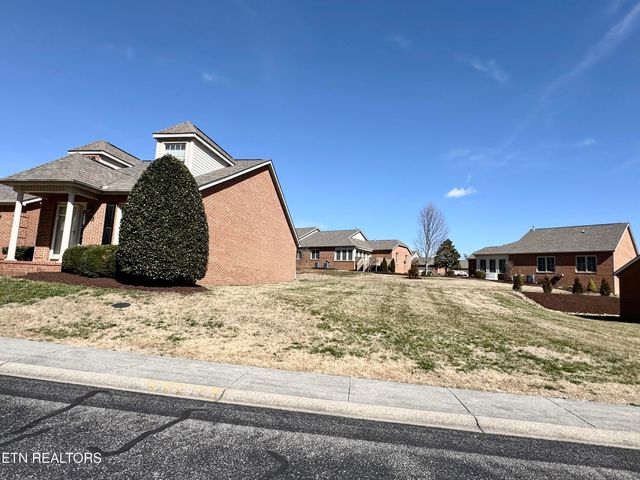 7512 Saint Baron Way, Powell, TN 37849