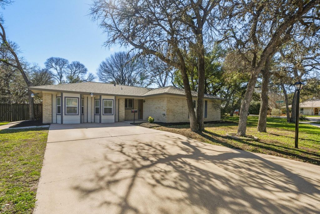 2303 Harwick DR, Austin, TX 78745