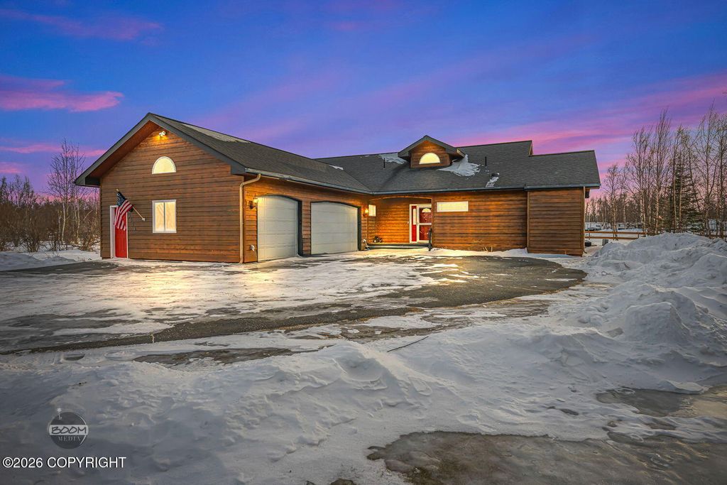 4671 S Canter Circle, Wasilla, AK 99654