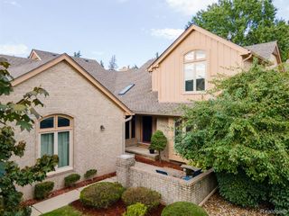 1220 Autumn Drive 76, Troy, MI 48098