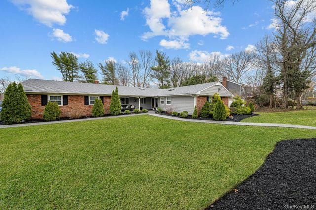9 Ballad Lane, Stony Brook, NY 11790