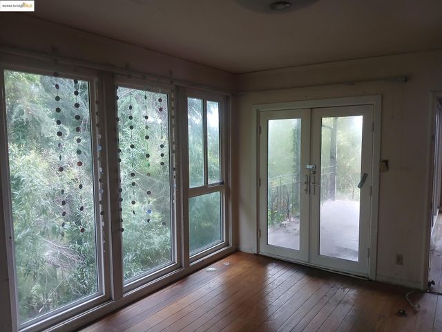 3536 Oak Knoll Blvd, Oakland, CA 94605