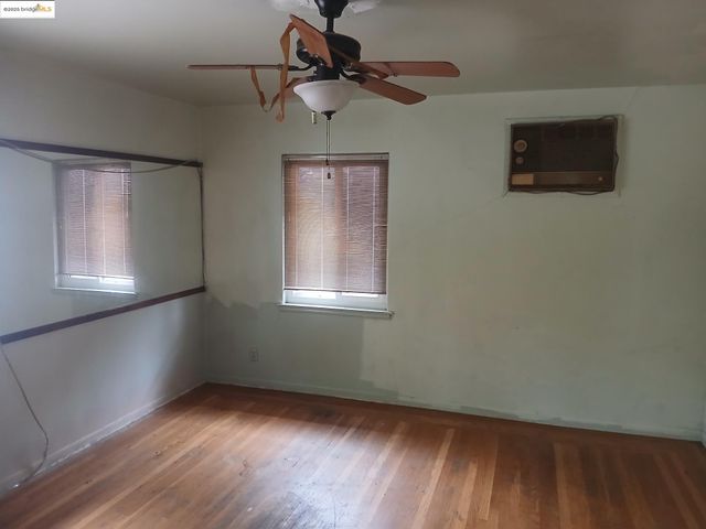 3536 Oak Knoll Blvd, Oakland, CA 94605