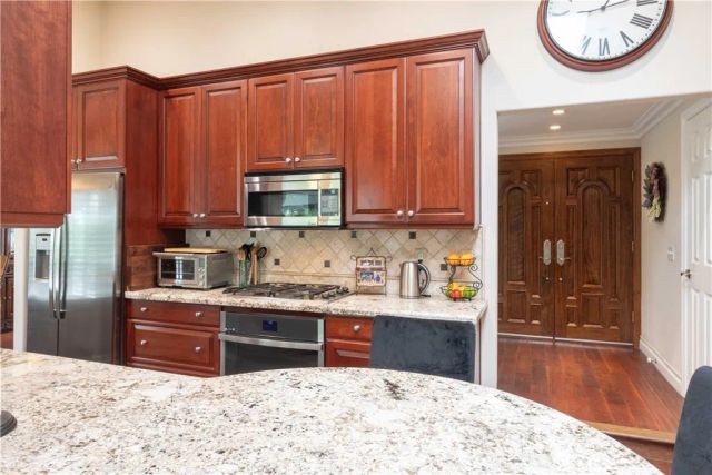 2502 W Adams Street, Santa Ana, CA 92704