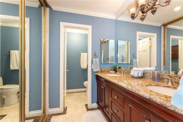 2502 W Adams Street, Santa Ana, CA 92704