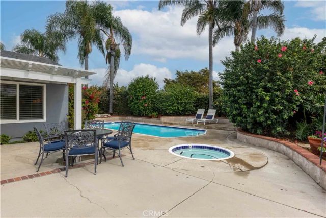 2502 W Adams Street, Santa Ana, CA 92704