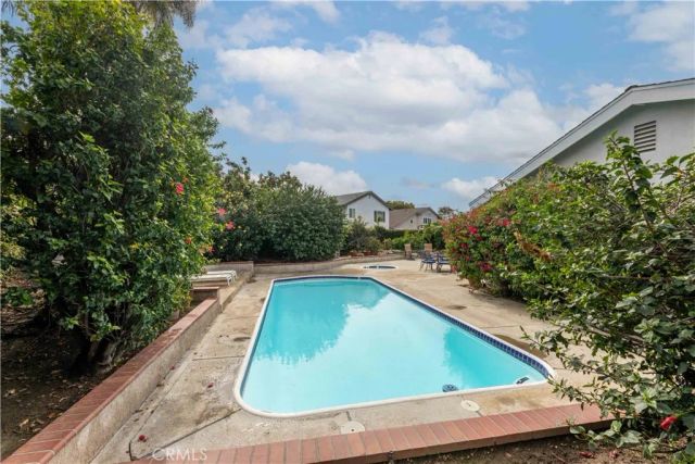 2502 W Adams Street, Santa Ana, CA 92704