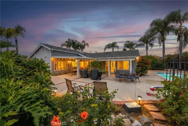 2502 W Adams Street, Santa Ana, CA 92704