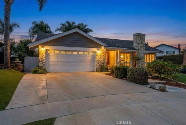 2502 W Adams Street, Santa Ana, CA 92704