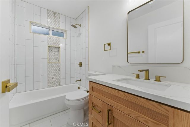 5171 S Wilton Place, Los Angeles, CA 90062