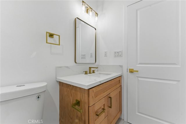 5171 S Wilton Place, Los Angeles, CA 90062