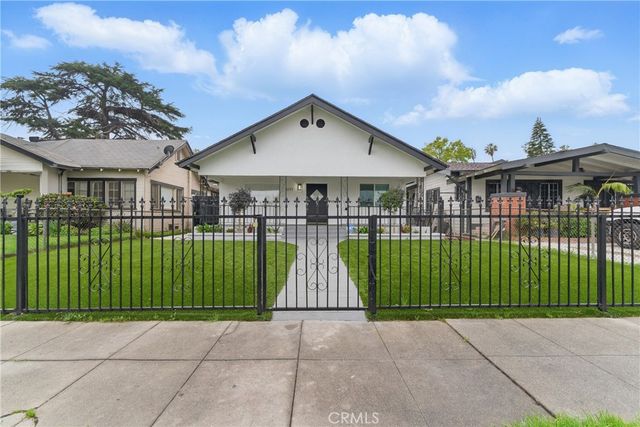 5171 S Wilton Place, Los Angeles, CA 90062