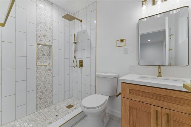 5171 S Wilton Place, Los Angeles, CA 90062